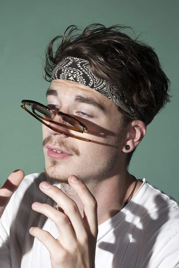 joeglassesfall1
