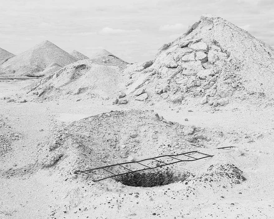 Paper Journal_Antoine Bruy_The White Mans Hole_01