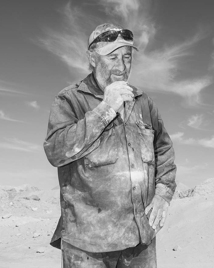 Paper Journal_Antoine Bruy_The White Mans Hole_04