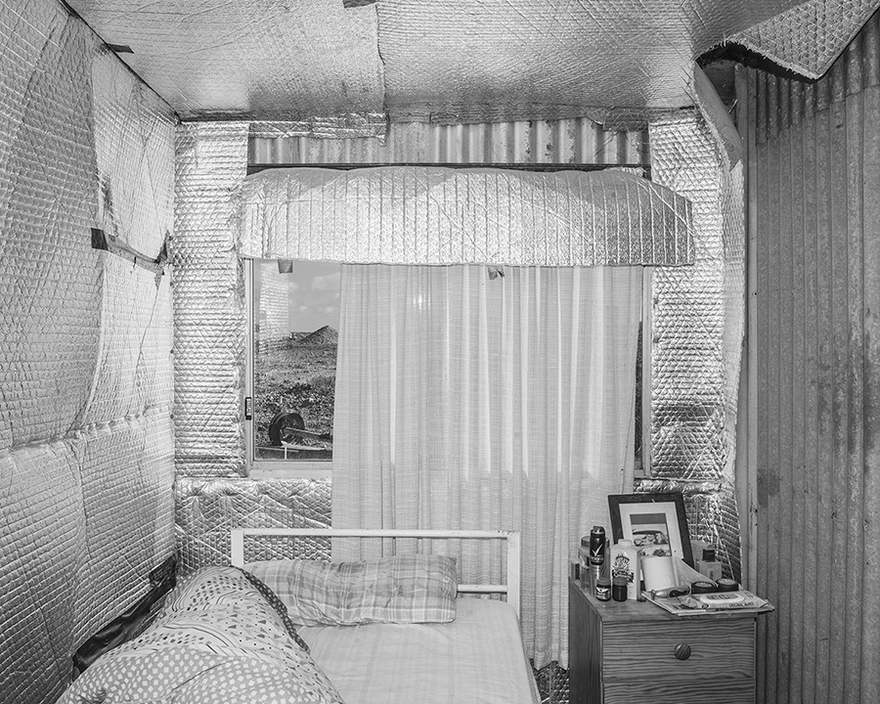 Paper Journal_Antoine Bruy_The White Mans Hole_06