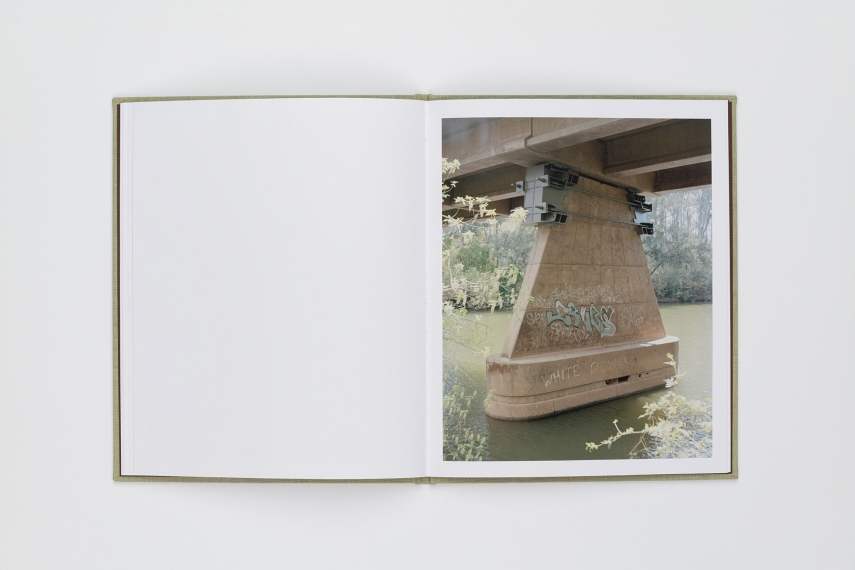 The Bridge_spreads_03